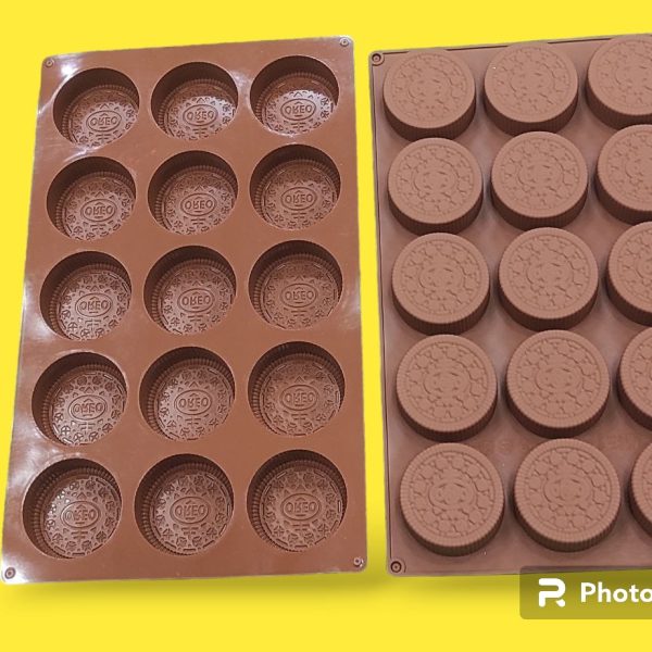 قالب سيليكون لخبز الكوكيز مكون من 15 فتحة للبسكويت والشوكولاتة والشموع والكعك قطعة بني