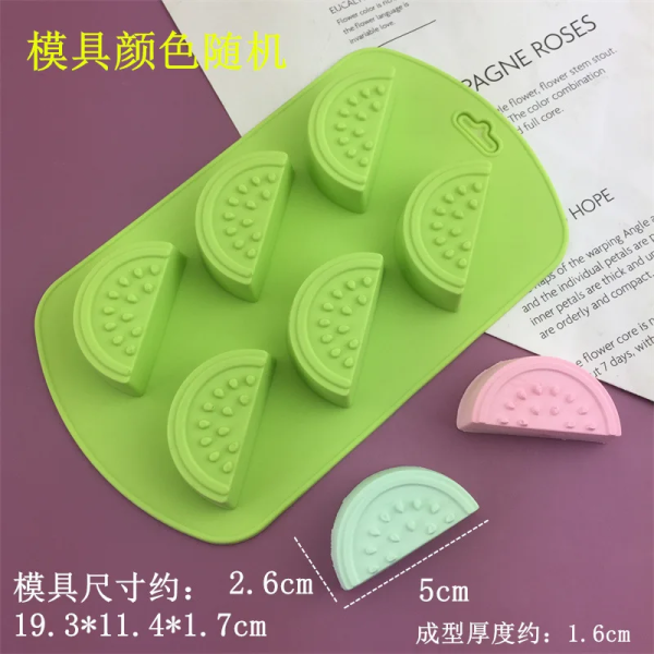 قالب سيليكون ثلاثي الأبعاد على شكل شرائح بطيخ مكون من 6 تجاويف لصنع موس الشوكولاتة والصابون والحلوى