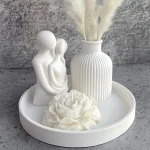 4 قوالب سيليكون كونكريت مكونة من صنية بكنار 23 سم وردة جورى 9 سم و كابلز و فازة الترند ، لعيد الحب