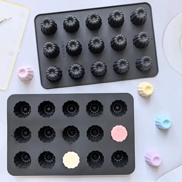 قالب كيك مينى كانيللى سيليكون، صينية خبز غير لاصقة بـ 15 تجويفًا لحلوى الشوكولاتة، قالب معجنات يدوي الصنع، بني، مادة سيليكون متينة، مثالي للخبز والتزيين، أدوات خبز | قالب خبز سيليكون | قالب مرن