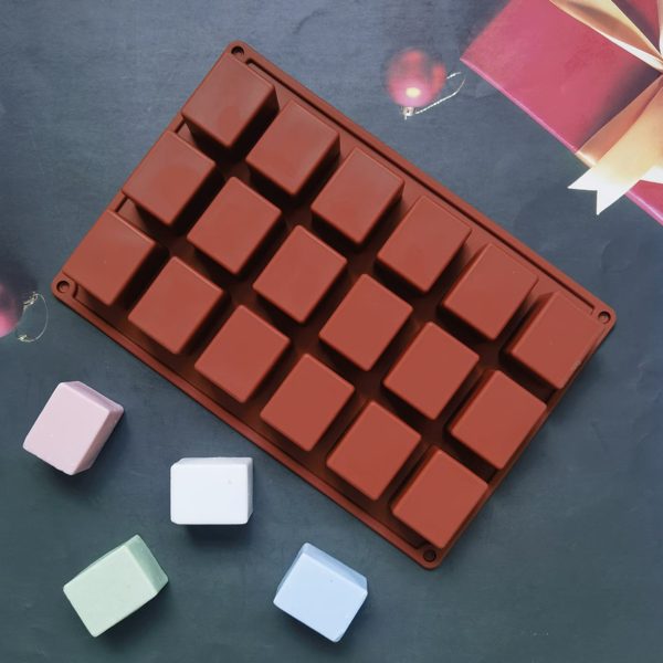 قالب سيليكون مكعبات موس كيك صابون