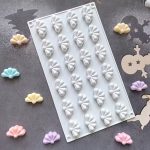 قالب سيليكون فينش موس كيك على شكل نبات البرسيم بـ 24ثقبًا - قطع لصنع الشوكولاتة والفوندان وكوكي وجيلي